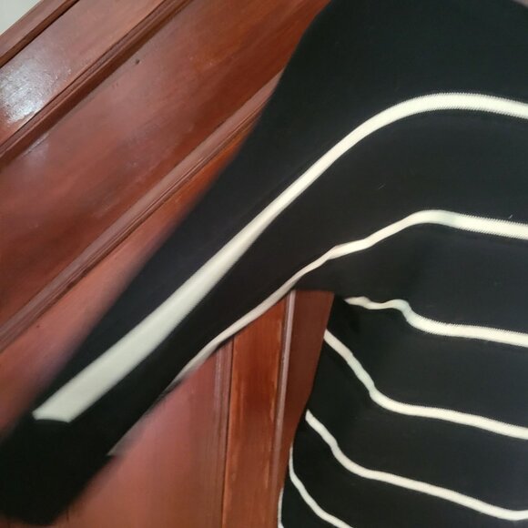 Talbots Womens Black & White Striped 3/4 Sleeve Knit Sweater Top Medium - Picture 5 of 5